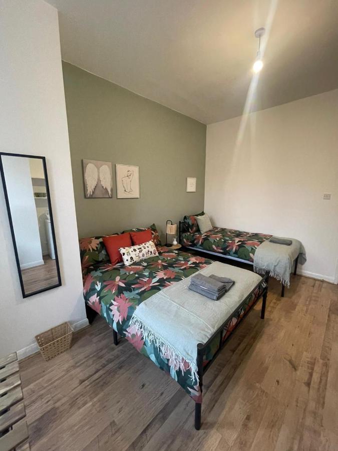 Contemporary Private Rooms Near Central Londen Buitenkant foto